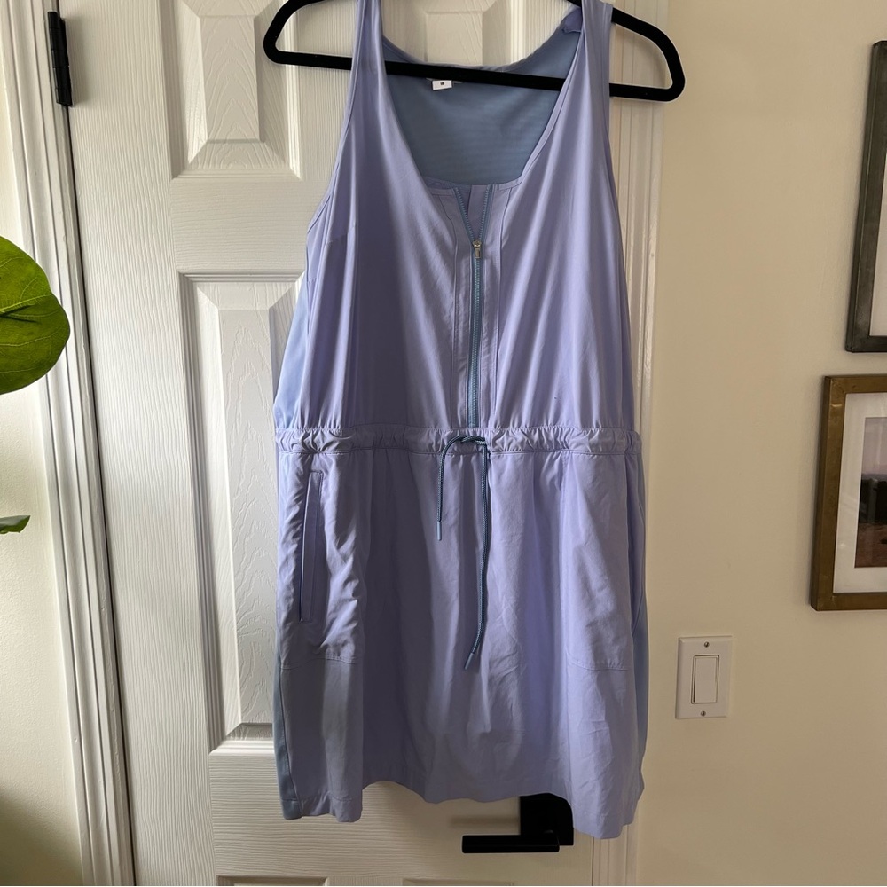 Athleta expedition dress
